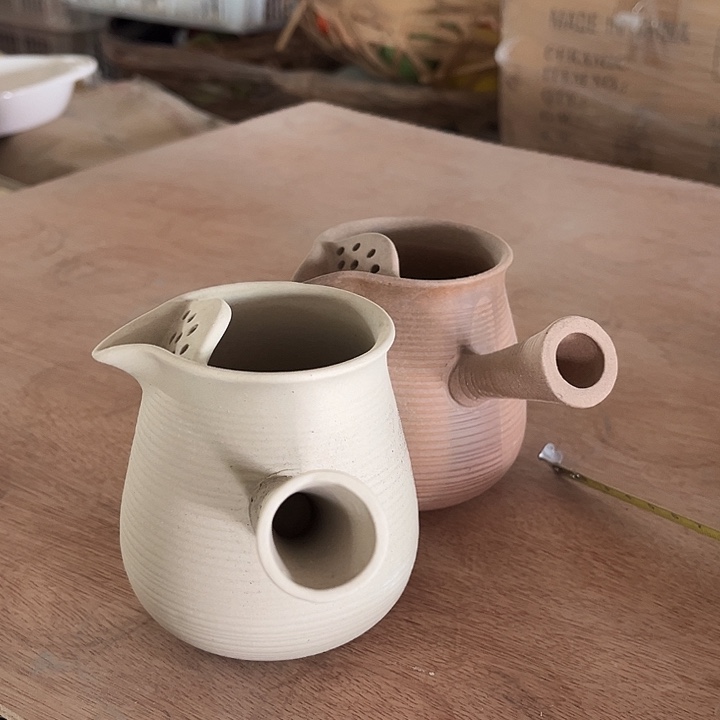 微瑕，明火，口径7高8约300毫升各一个