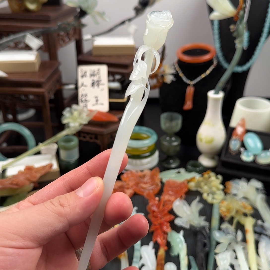 蛇纹石玉未镶嵌发饰