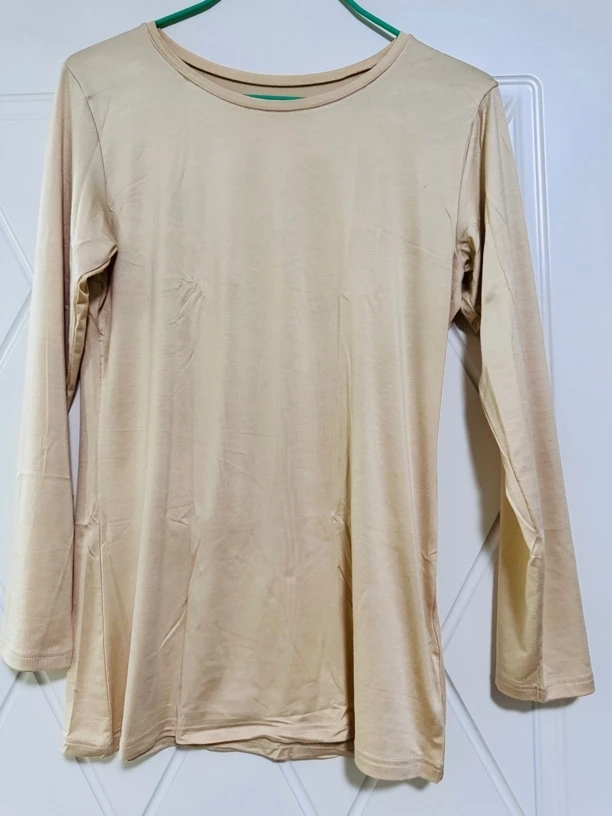 休闲简约百搭款打底衫