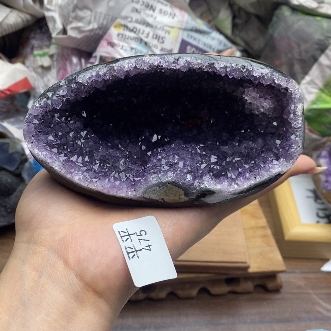 乌拉圭未镶嵌紫晶