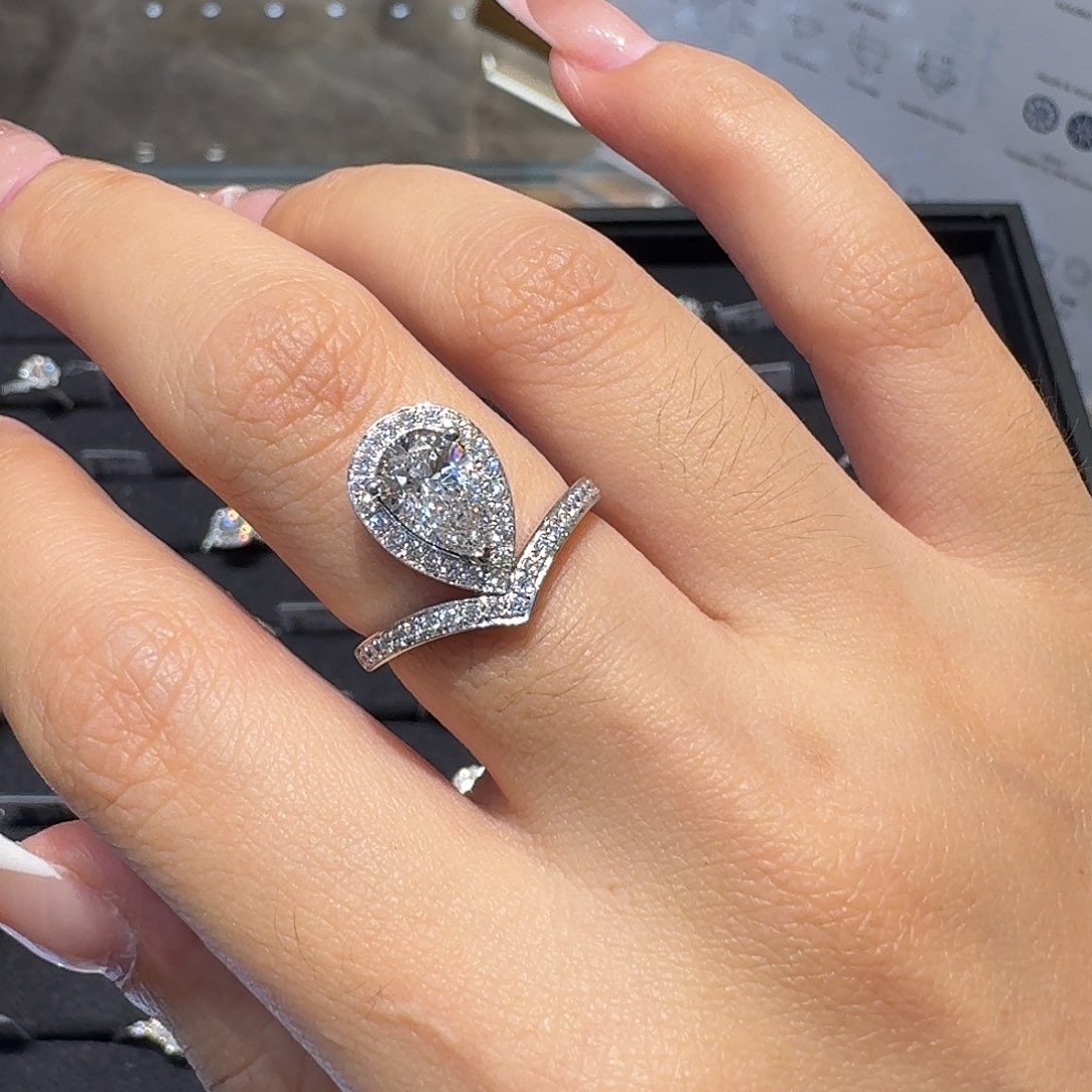 实验室培育钻石铂Pt950镶嵌