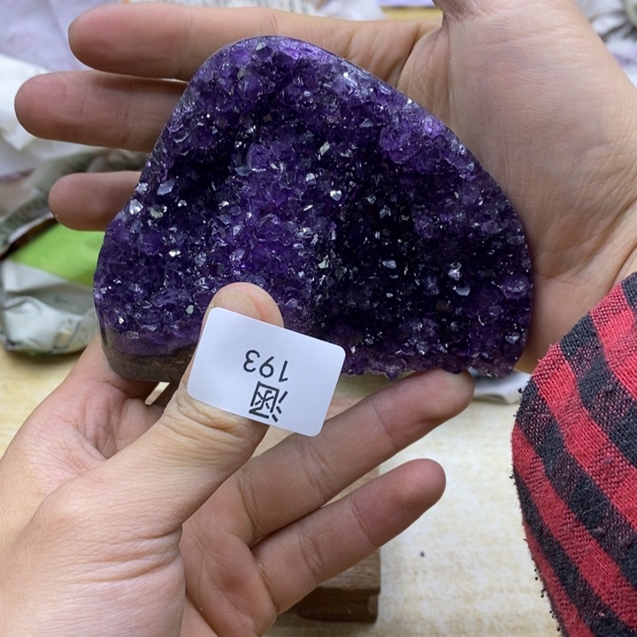 水晶大型摆件（非配饰）未镶嵌
