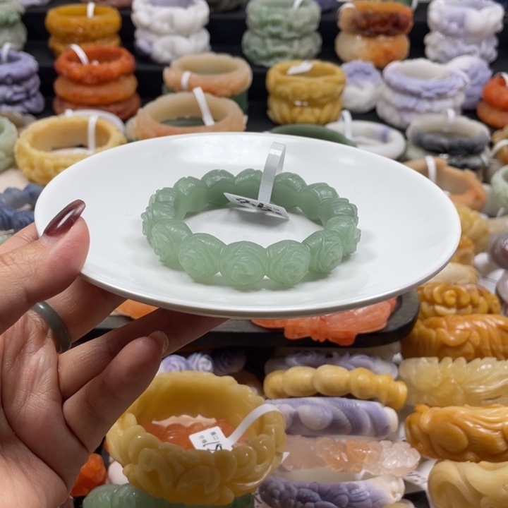 石英质玉未镶嵌手镯