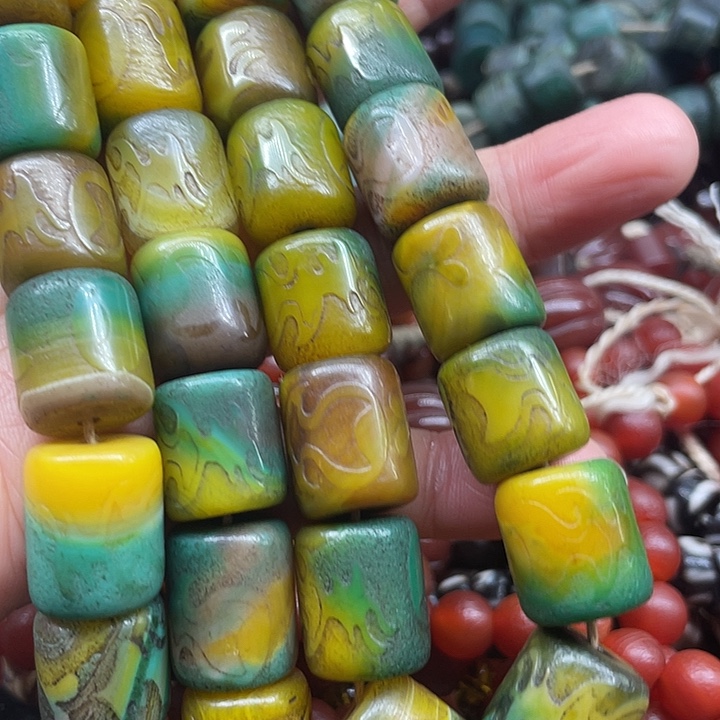 轻***飘玛瑙/玉髓未镶嵌颈饰