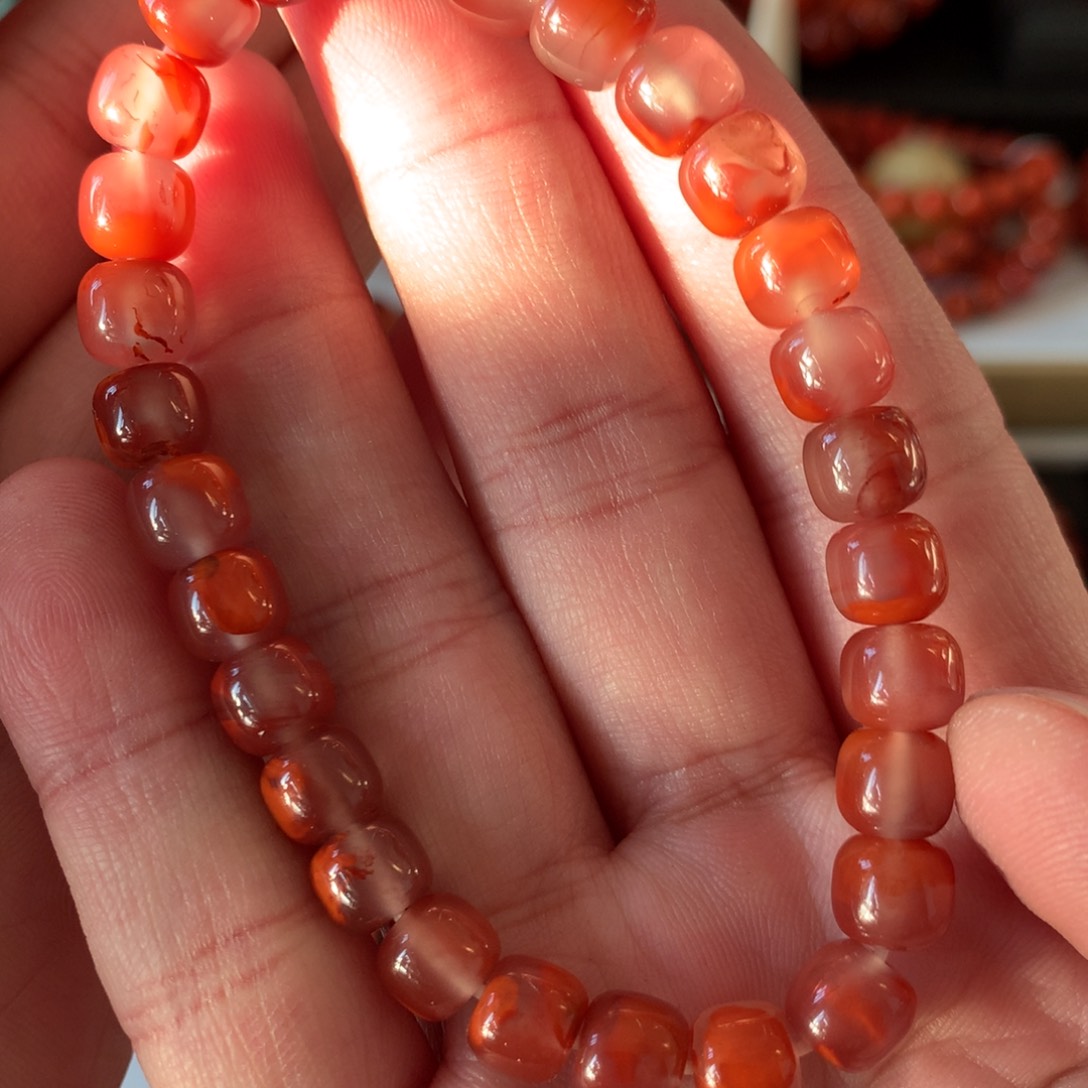 南红玛瑙手链未镶嵌
