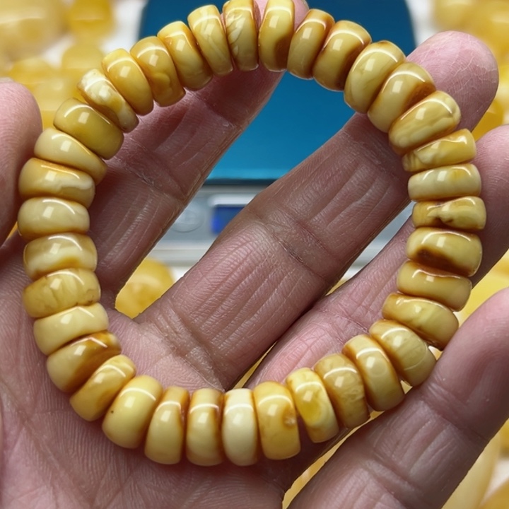 琥珀（矿物珀）手串未镶嵌攸*