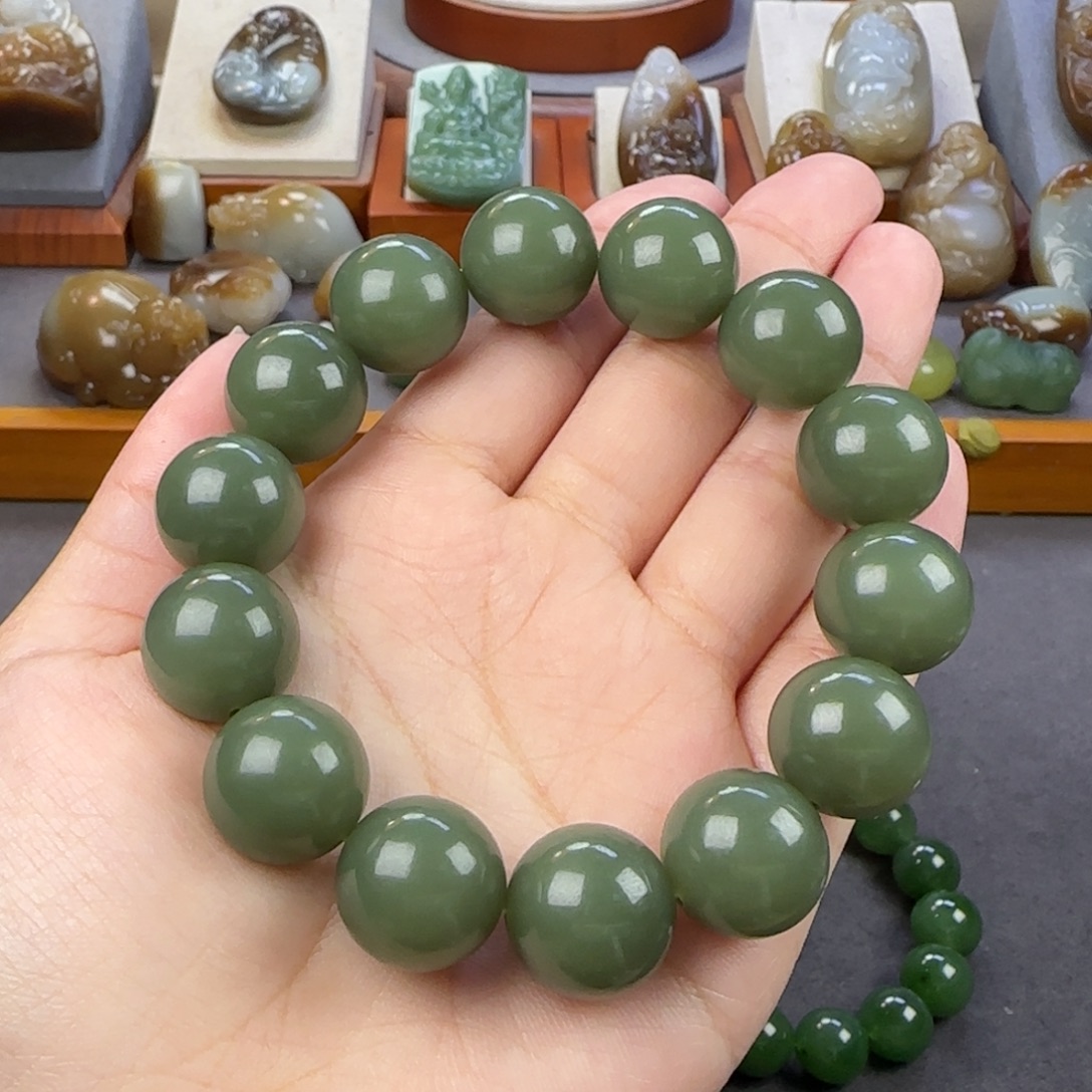 时***逝定制和田玉未镶嵌和田玉