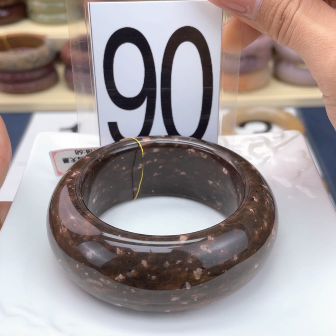 【闪购商品】石英质玉手镯未镶嵌