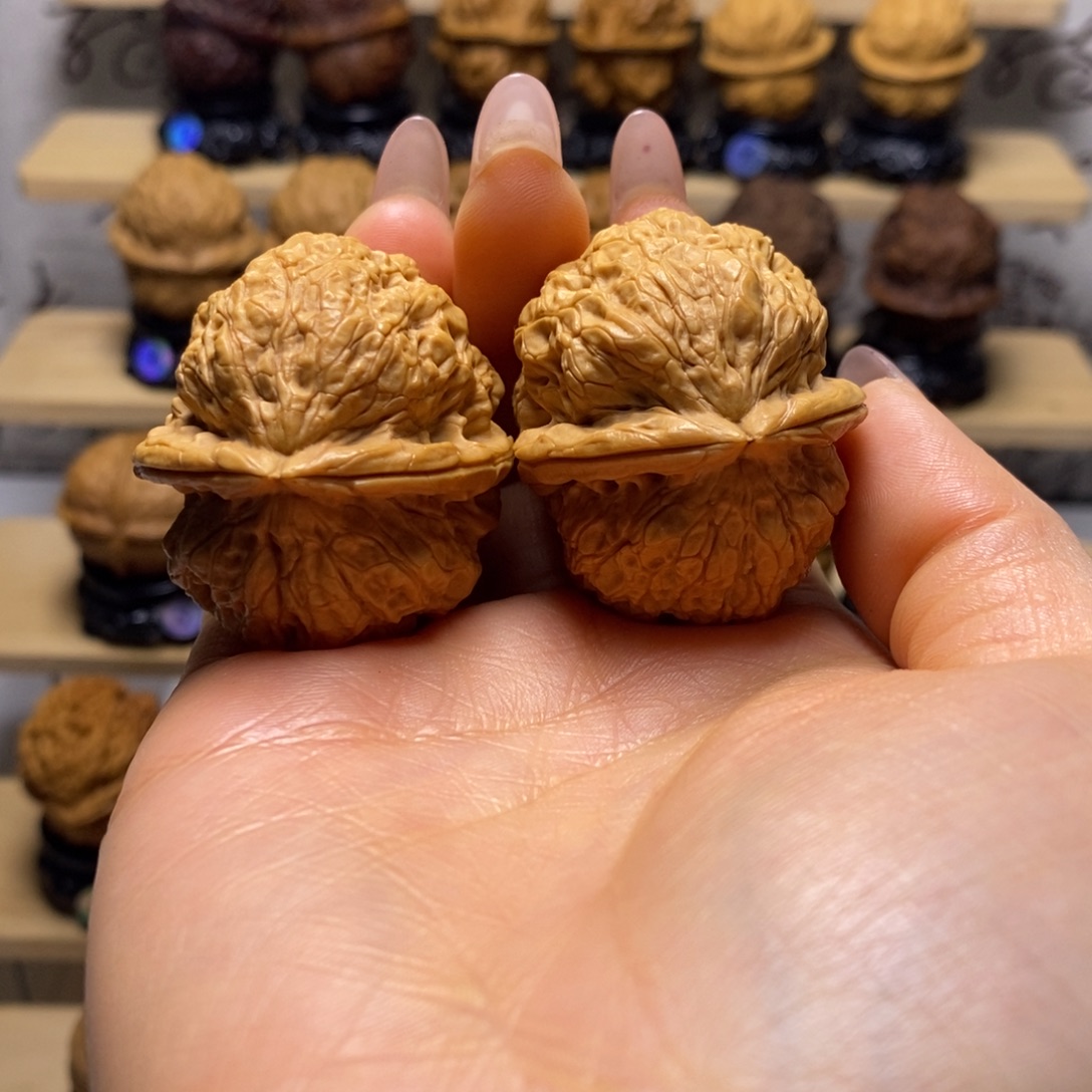 文玩核桃把件太古金蟾y5