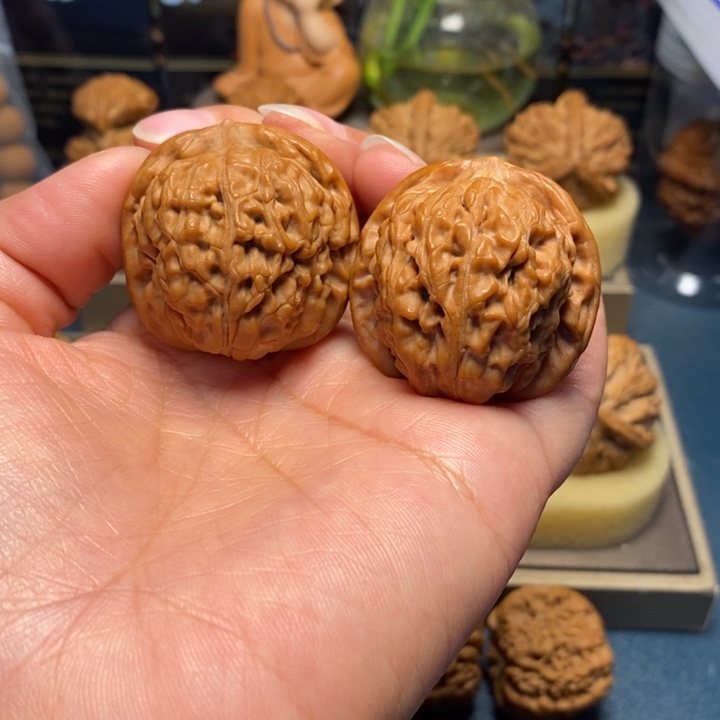 【闪购商品】把件文玩核桃莲花