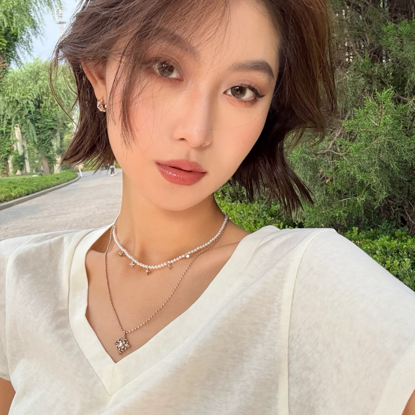 铜合金项链 X0040 鸢尾花项链轻奢气质高级复古百搭锁骨链