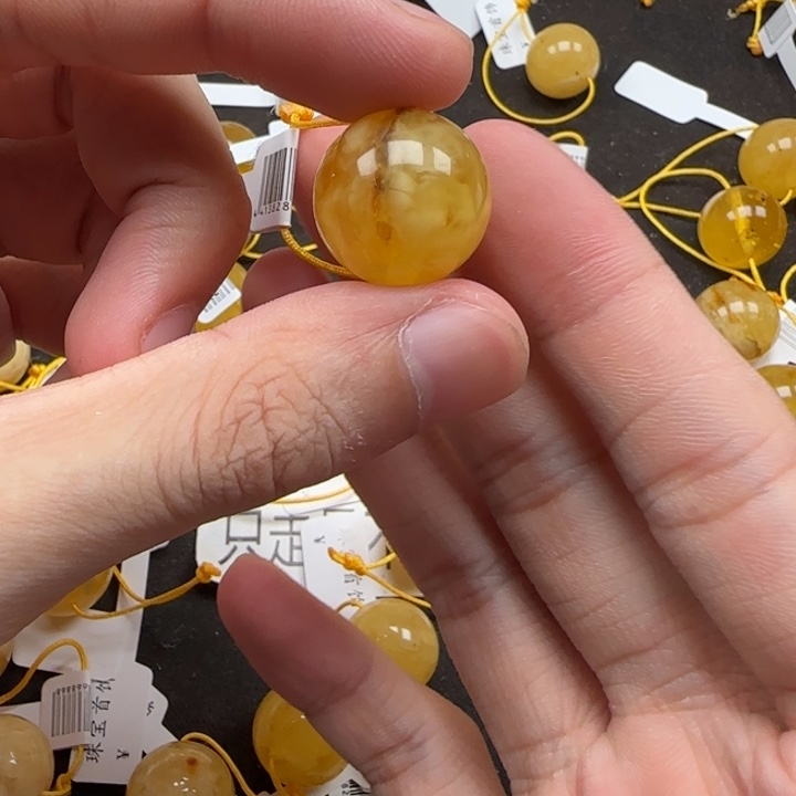 蜜蜡未镶嵌珠宝奇石天然440