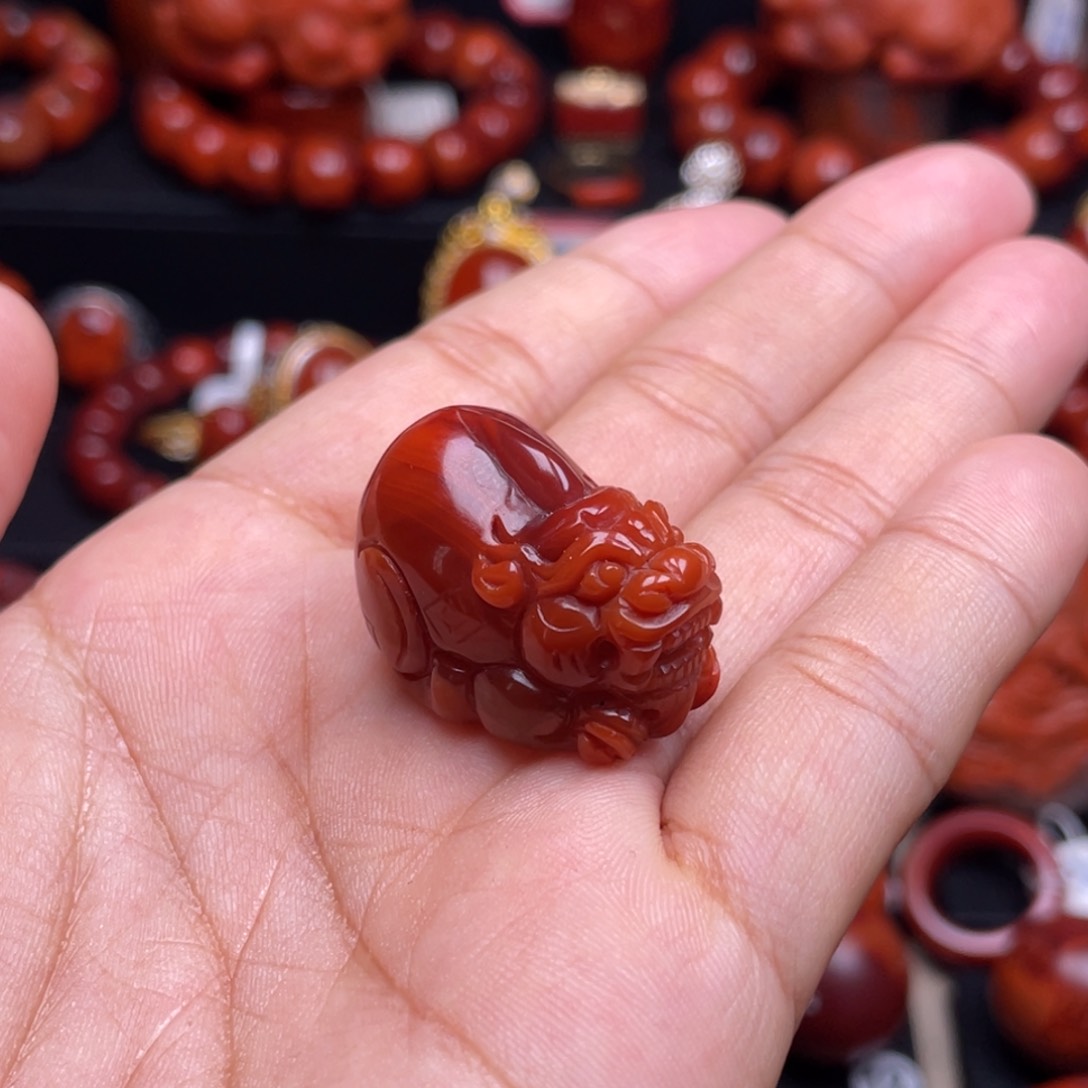 南红玛瑙珠宝奇石未镶嵌吊坠