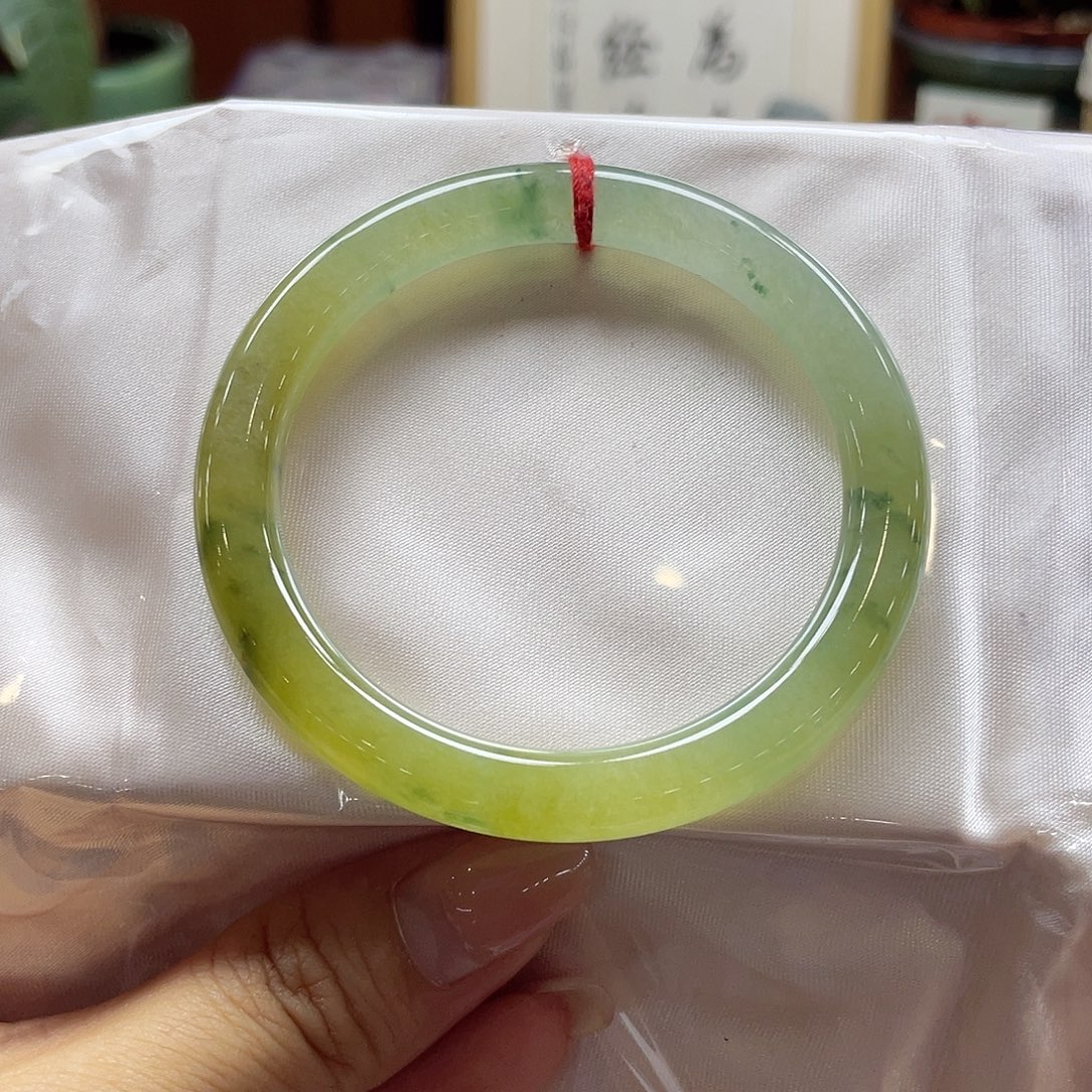 翡翠未镶嵌手镯19 号链接