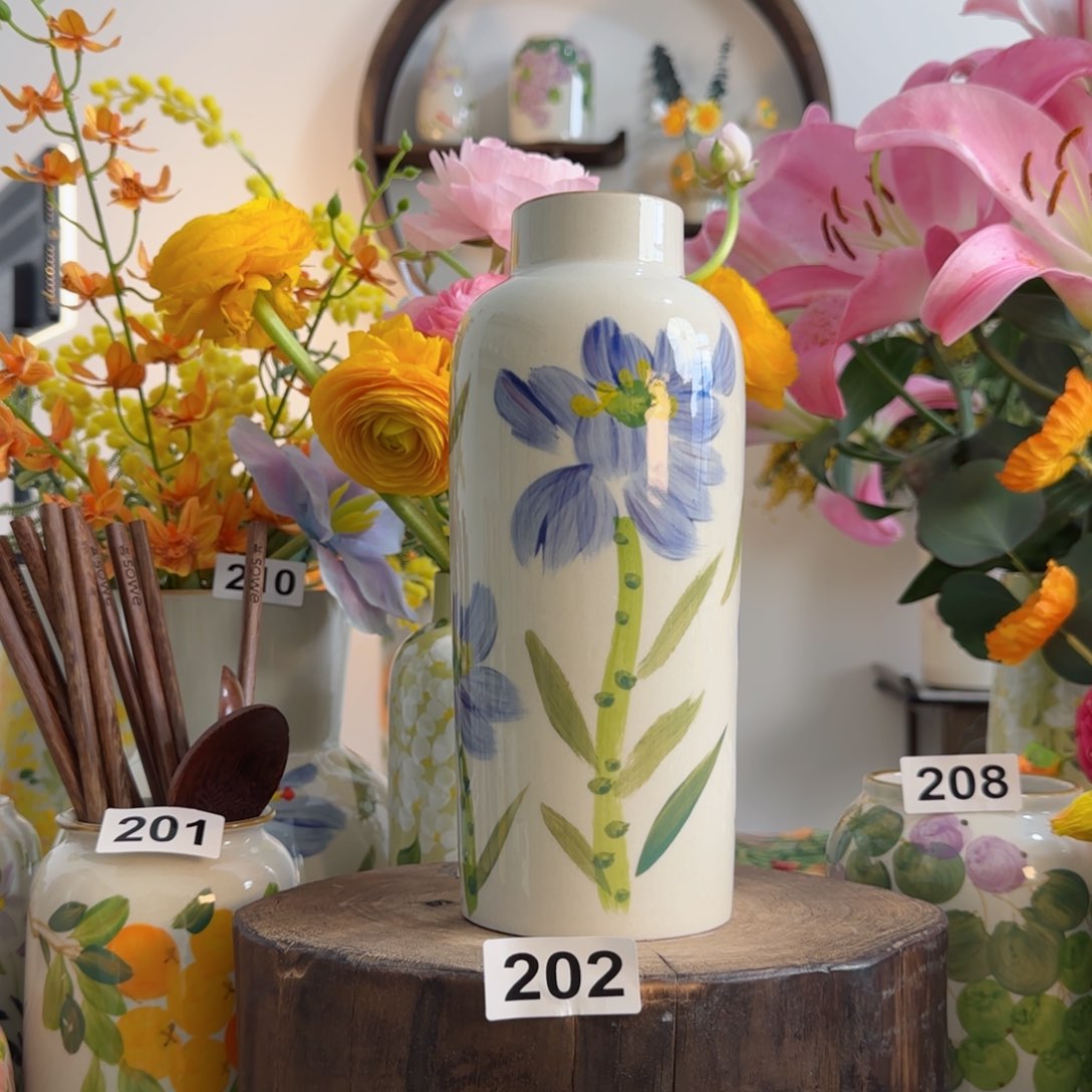 摆件景德镇陶瓷手绘原创小花瓶摆件无孔