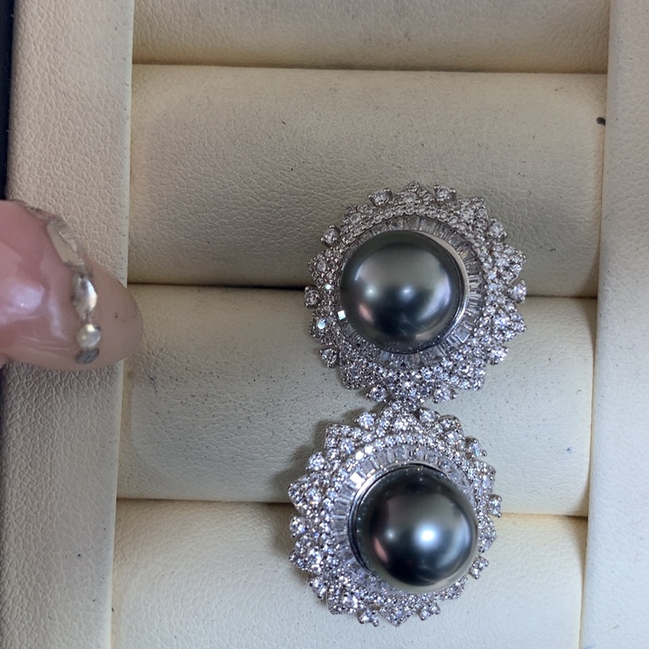 银S925镶嵌耳饰海水珍珠