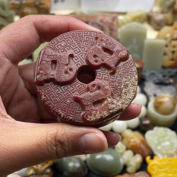 蛇纹石玉颈饰未镶嵌30