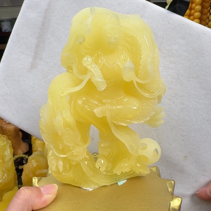 蜜蜡珠宝奇石未镶嵌