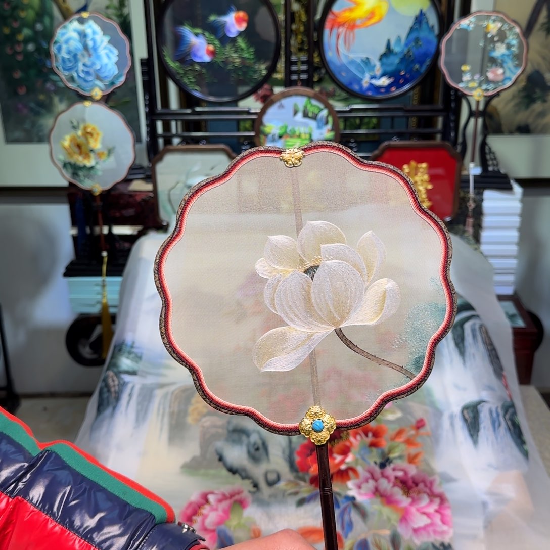 刺绣刺绣工艺精湛