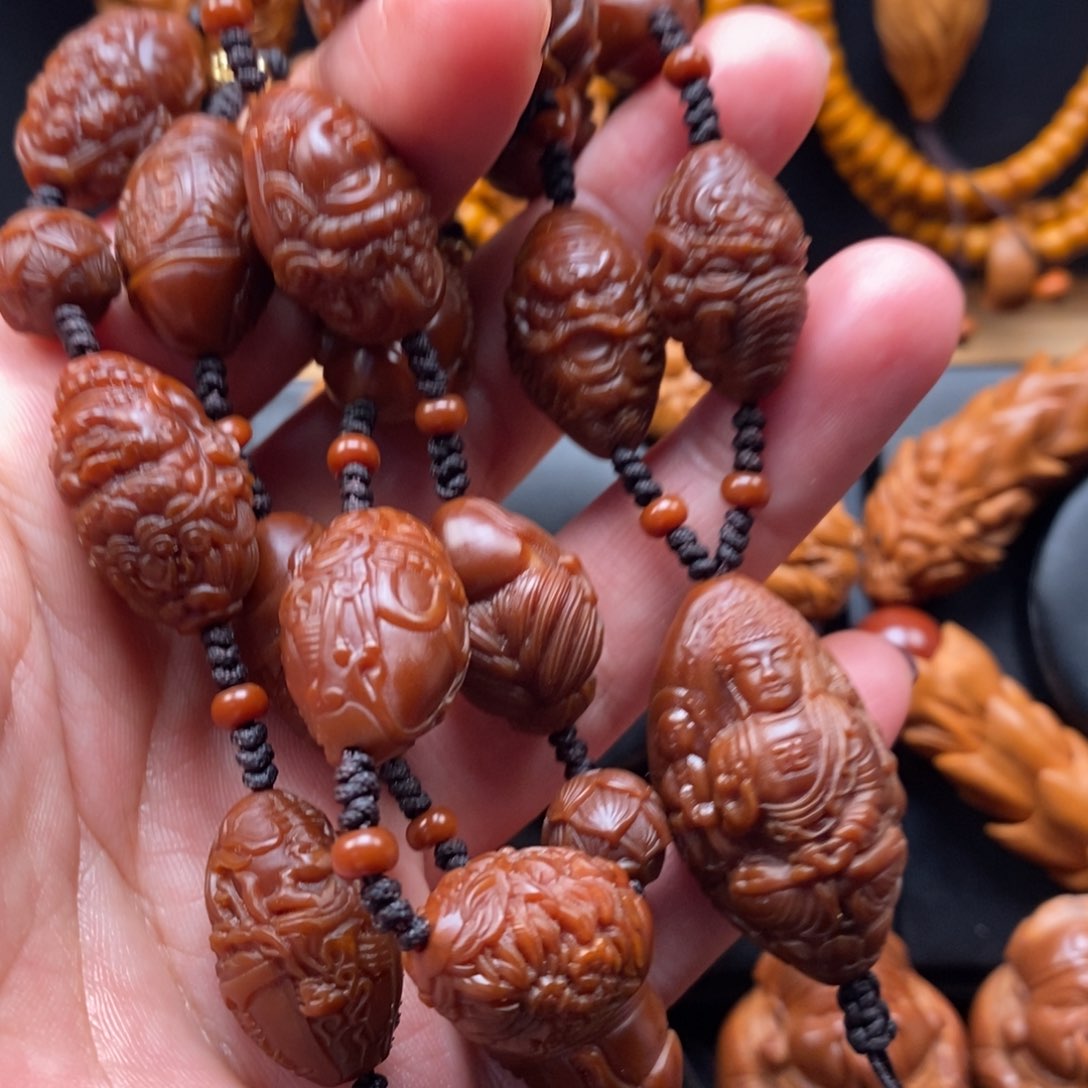 橄榄核手串万佛脖挂