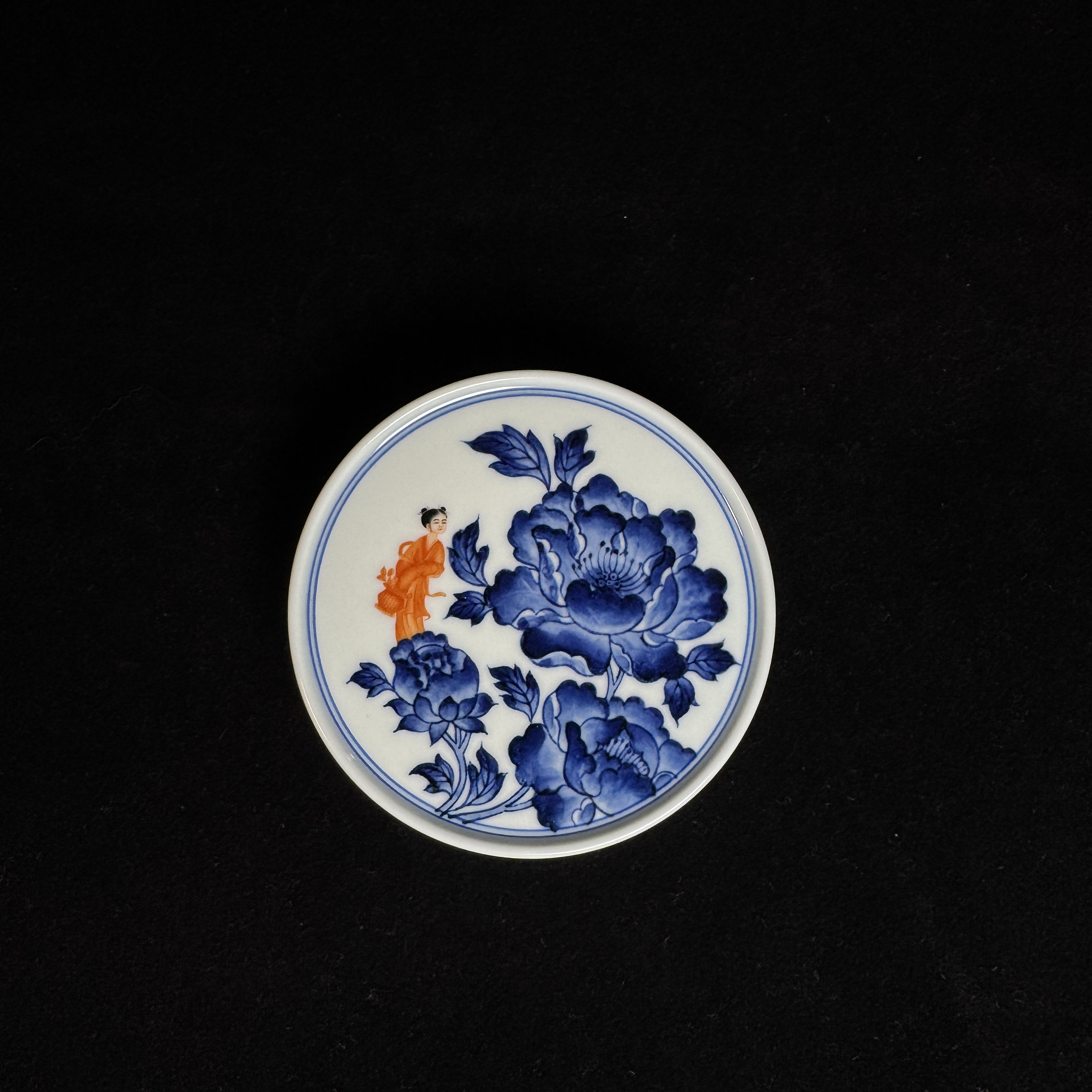 景德镇知予行青花矾红彩小蓉女盖置