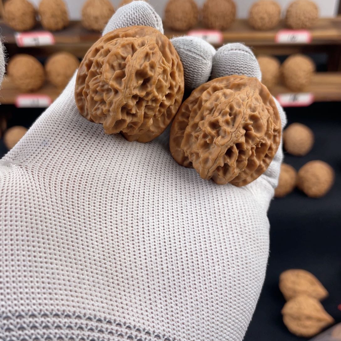 文玩核桃把件37苹果园