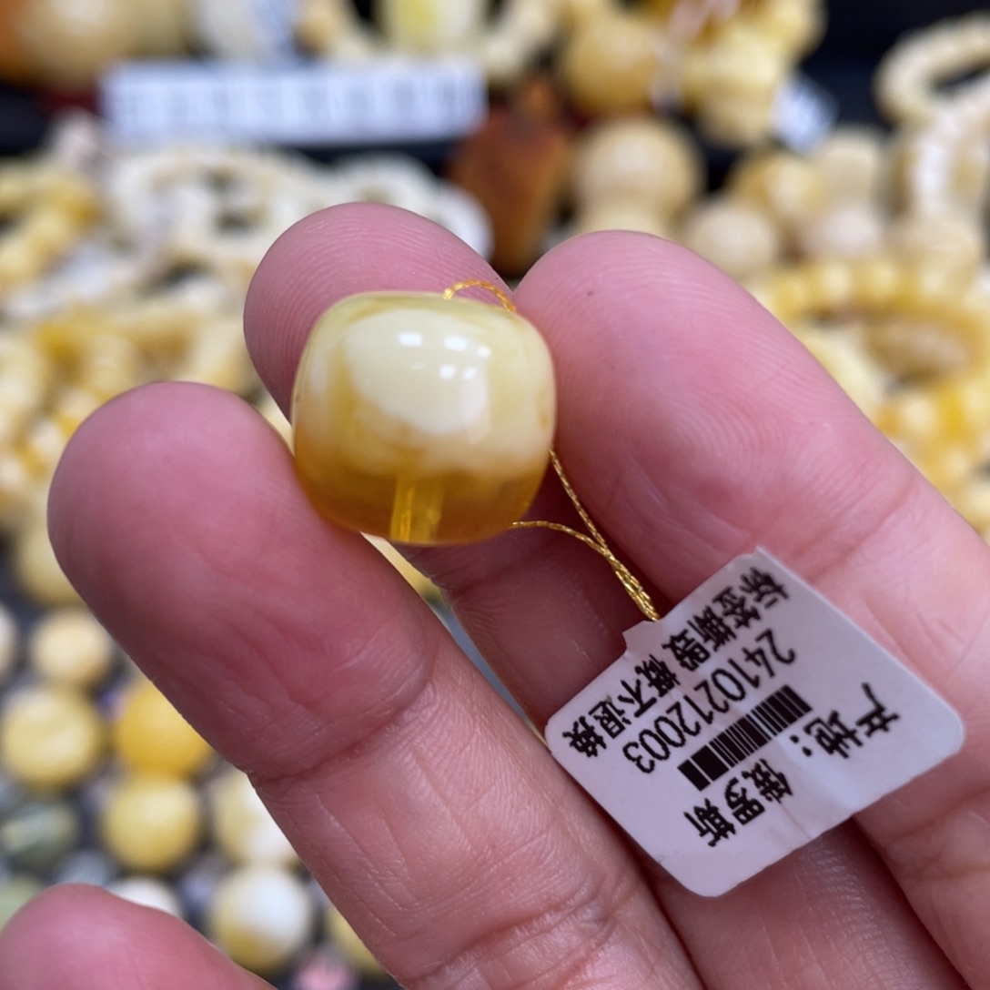 琥珀珠宝奇石未镶嵌深***静14*13mm