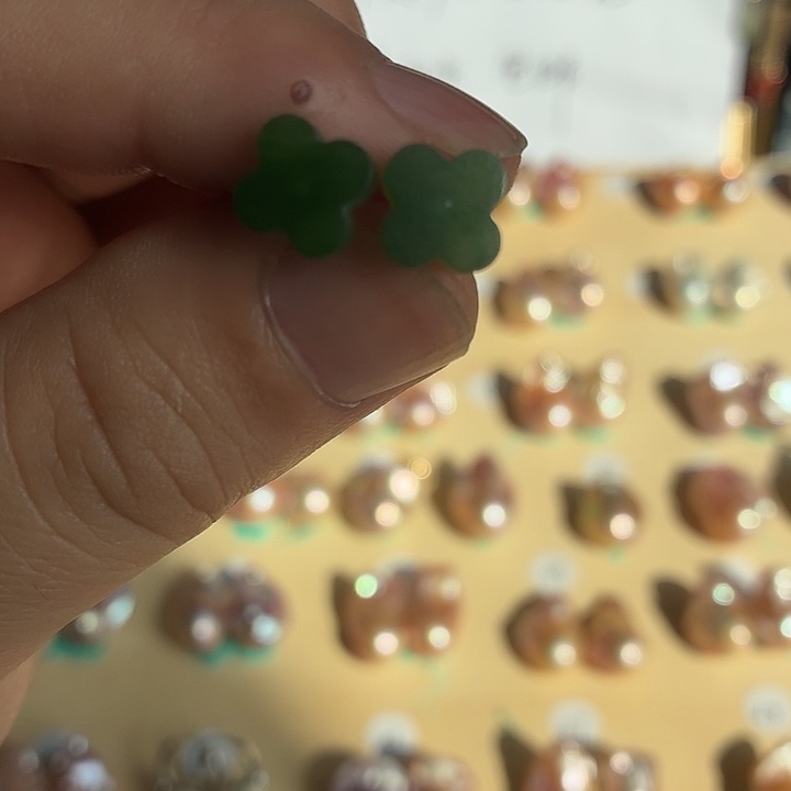 银S925镶嵌淡水珍珠耳饰