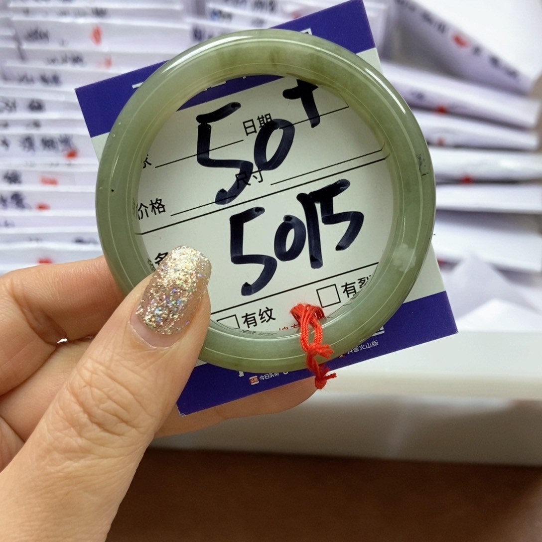 和田玉手镯手镯未镶嵌