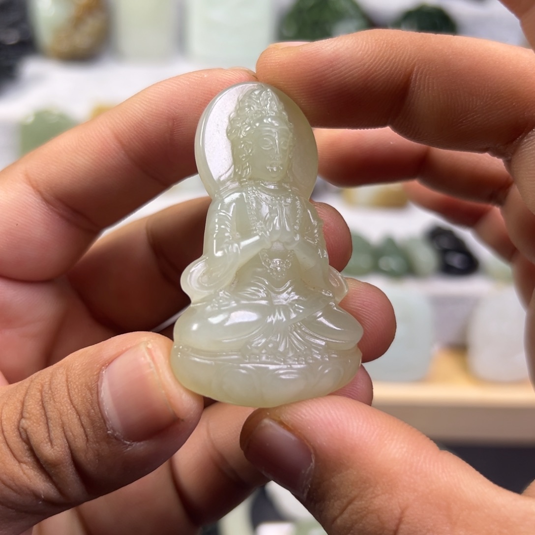 和田玉颈饰未镶嵌