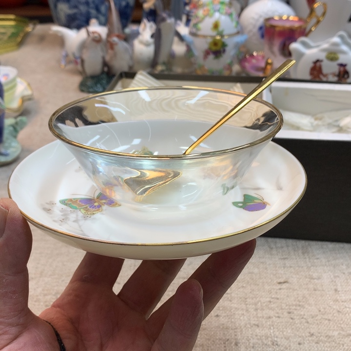 金瓷阁家的美丽瓷器