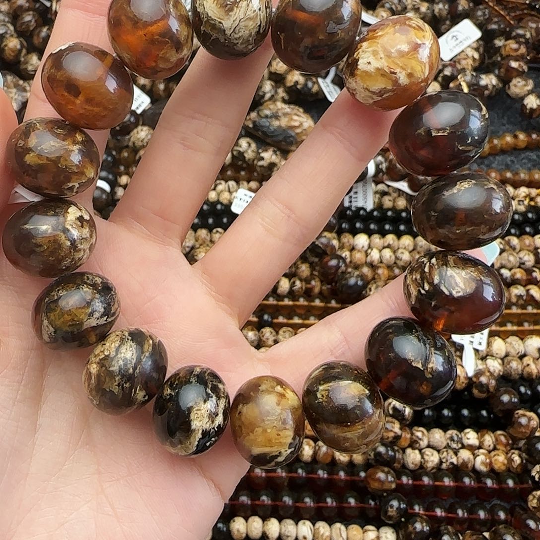 未镶嵌琥珀手串胖*象抚顺琥珀