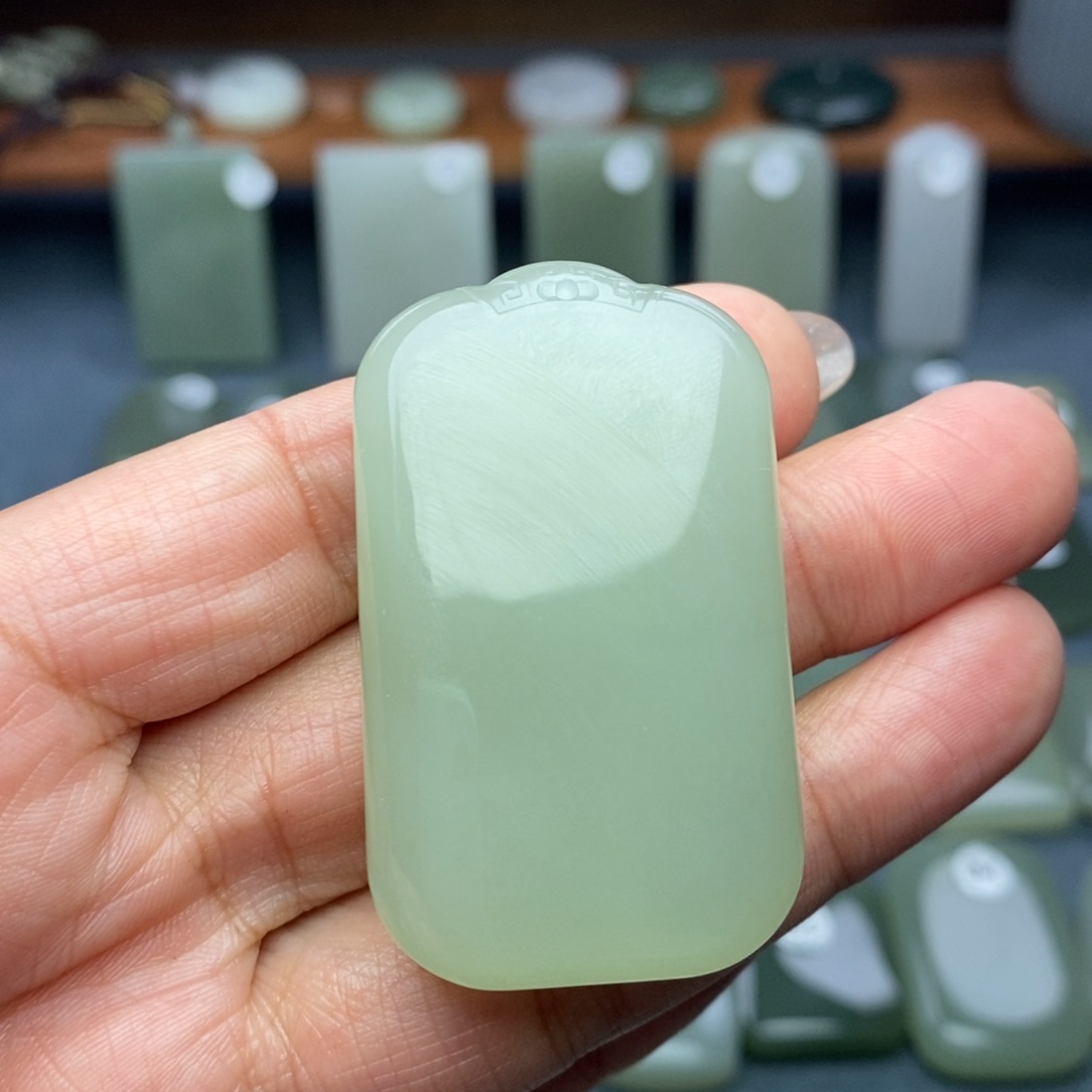 和田玉颈饰未镶嵌H*