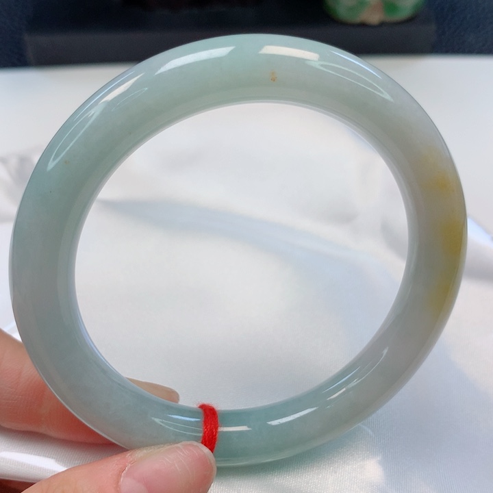 翡翠手镯（圆镯）未镶嵌