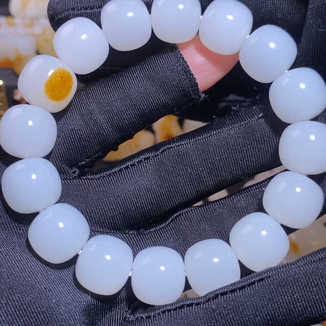 京***饰和田玉未镶嵌手链