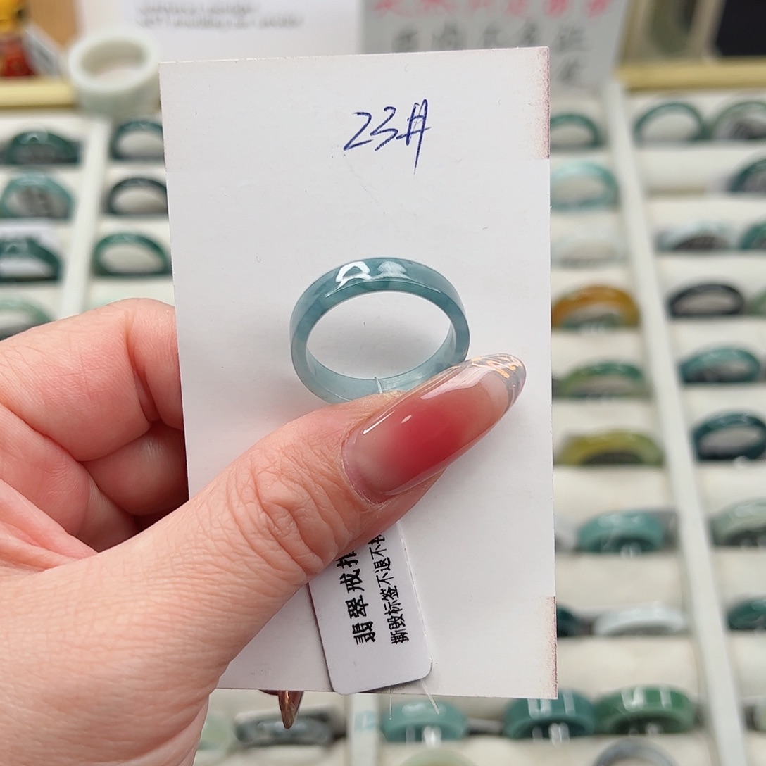 翡翠戒指未镶嵌翡翠