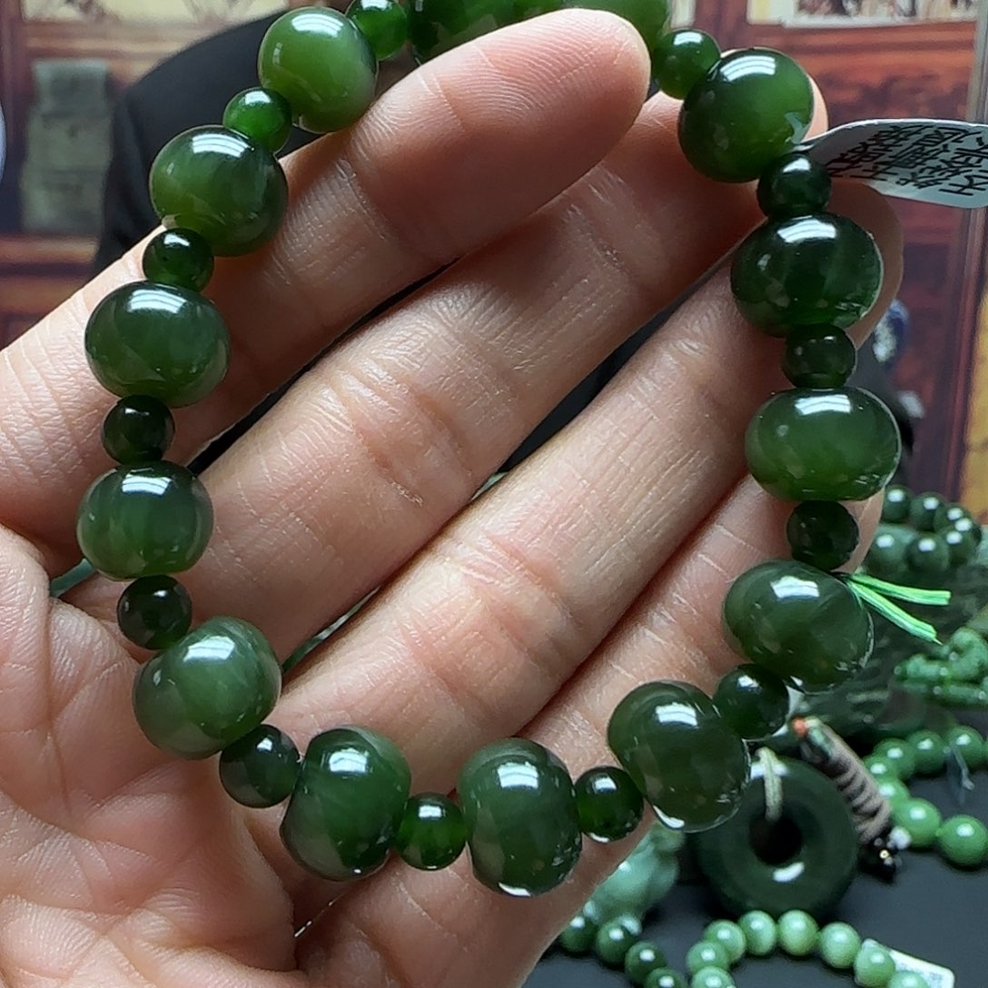 和田玉手串未镶嵌