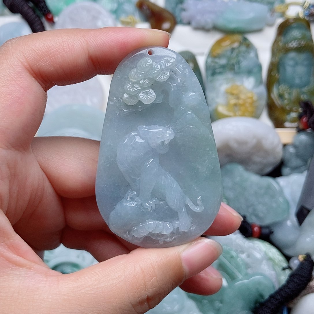 翡翠未镶嵌吊坠(不含链)翡翠