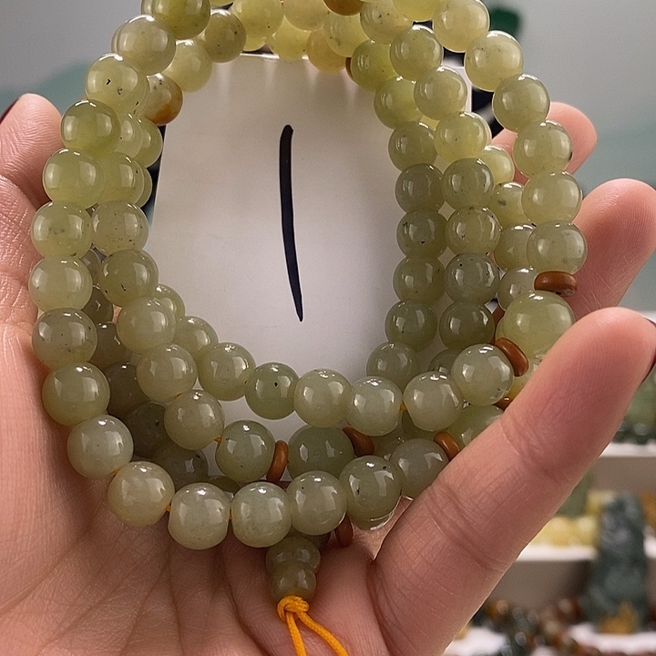 透闪石质玉手链未镶嵌