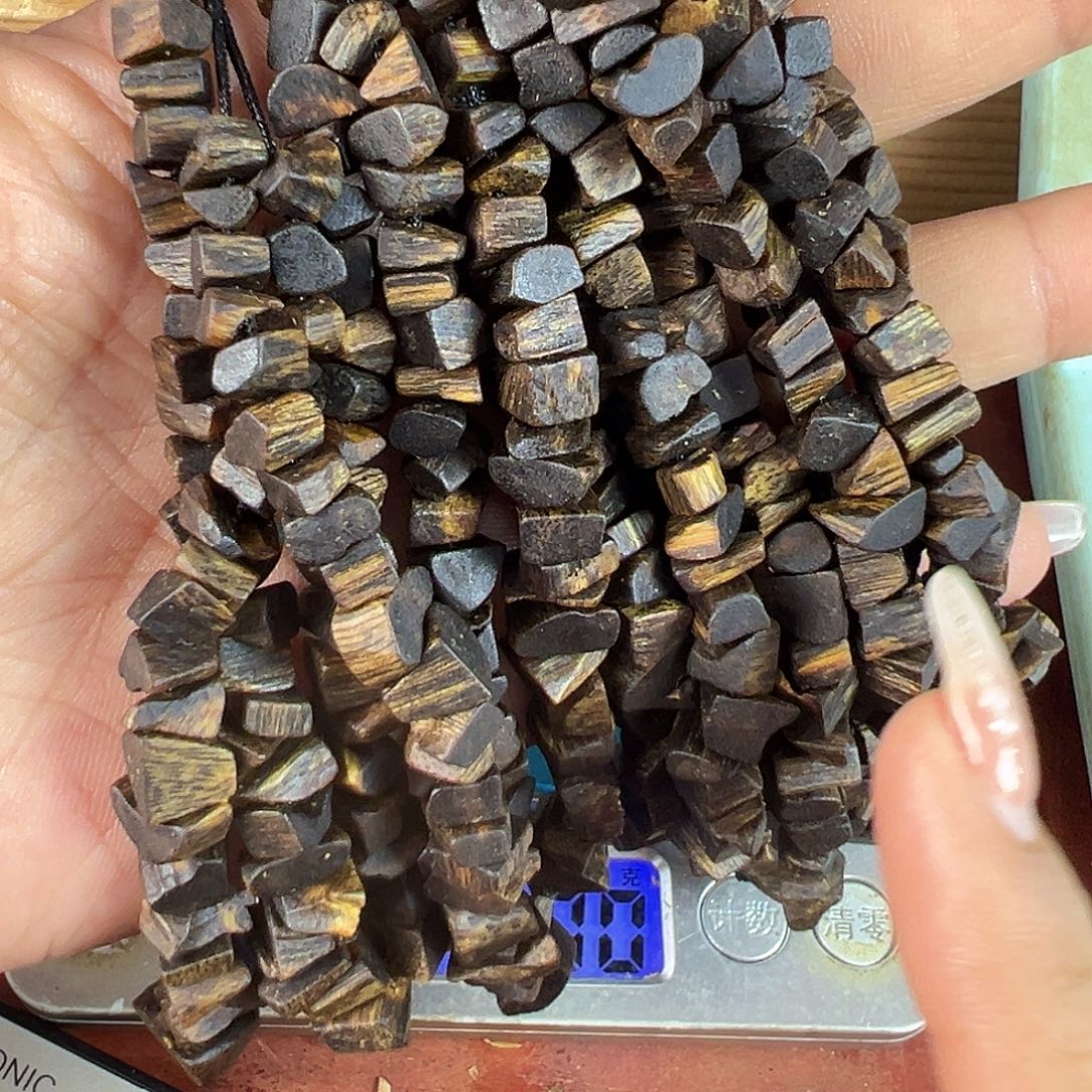 沉香沉香碎屑沉水原材料车挂