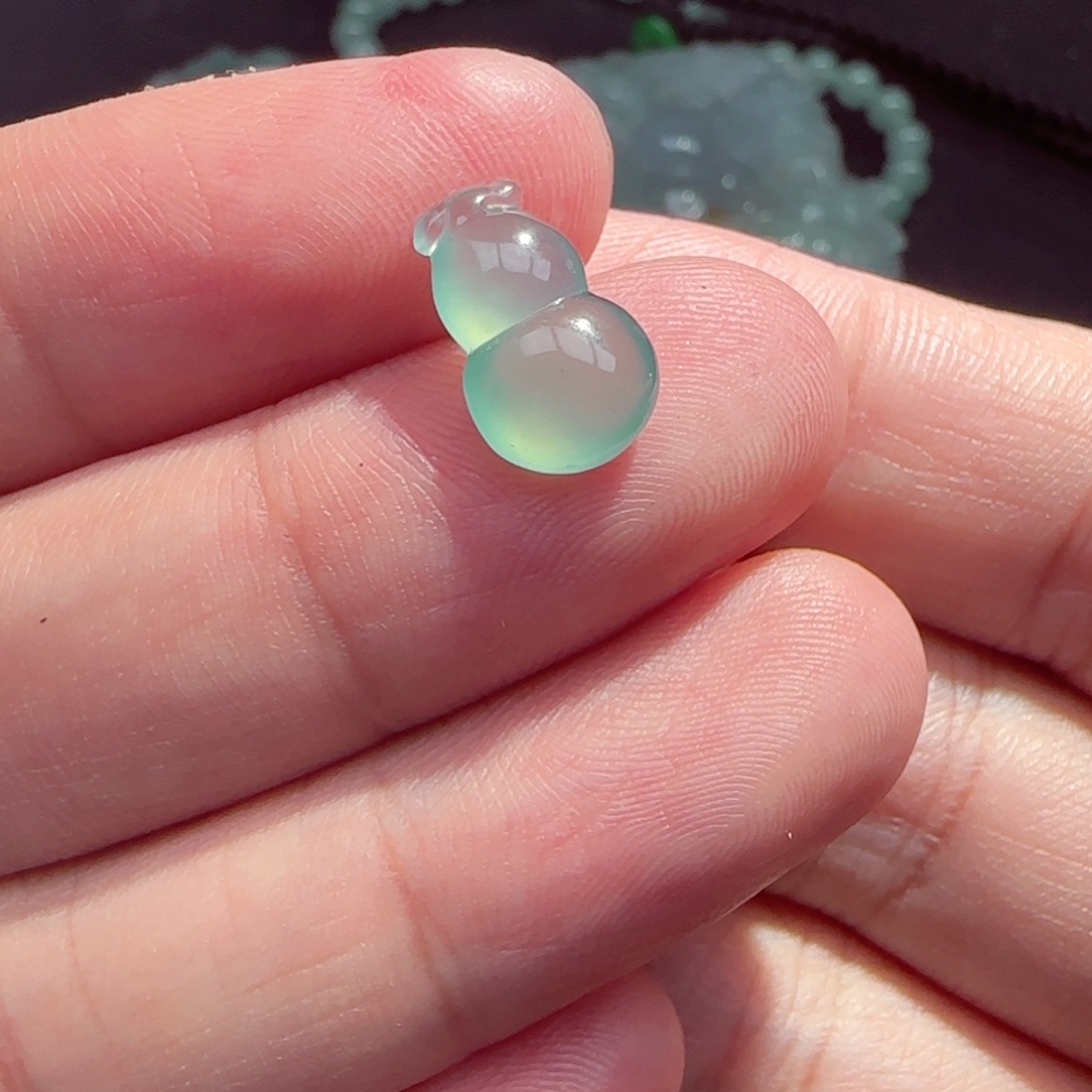 定制翡翠未镶嵌天然翡翠