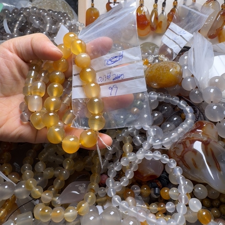 子***清玛瑙/玉髓未镶嵌颈饰0013