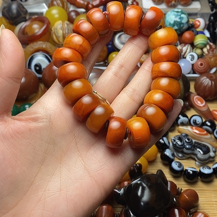 沉***@玛瑙/玉髓合金珠宝半成品