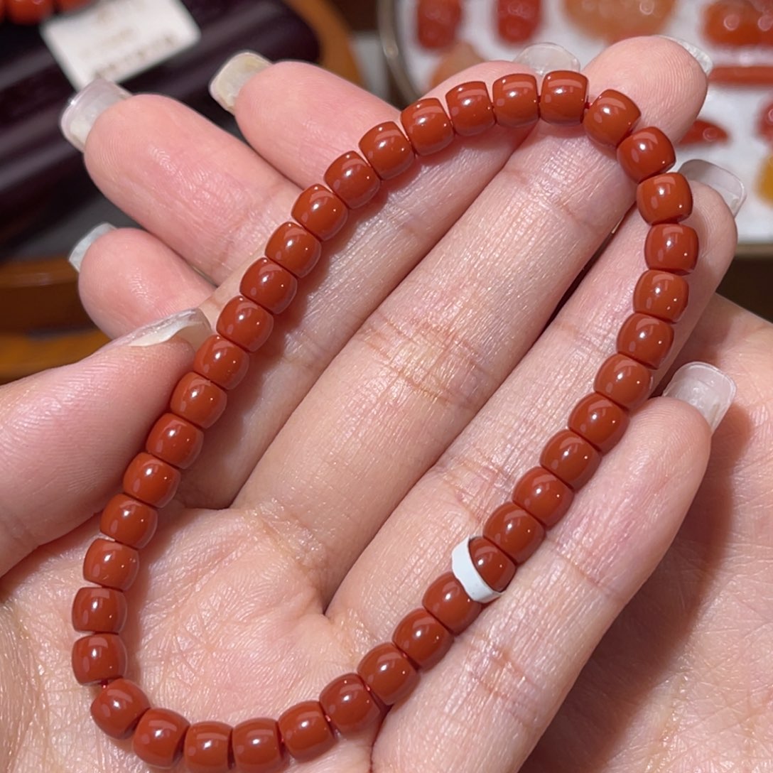 南红玛瑙阿东寨老南红直切单圈手串 5.6未镶嵌