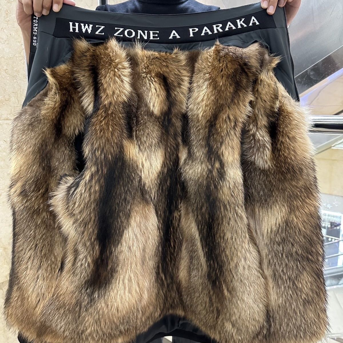 男士短版高端保暖外套