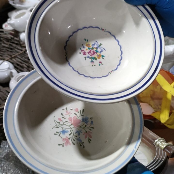 摆件陶瓷盘子碗啥都有