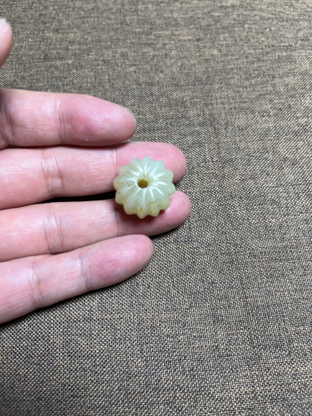 南瓜珠 旧藏韵味十足，和田白玉卡2.0公分