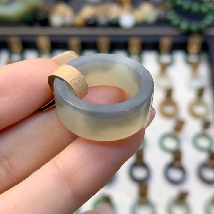 和田玉戒指未镶嵌