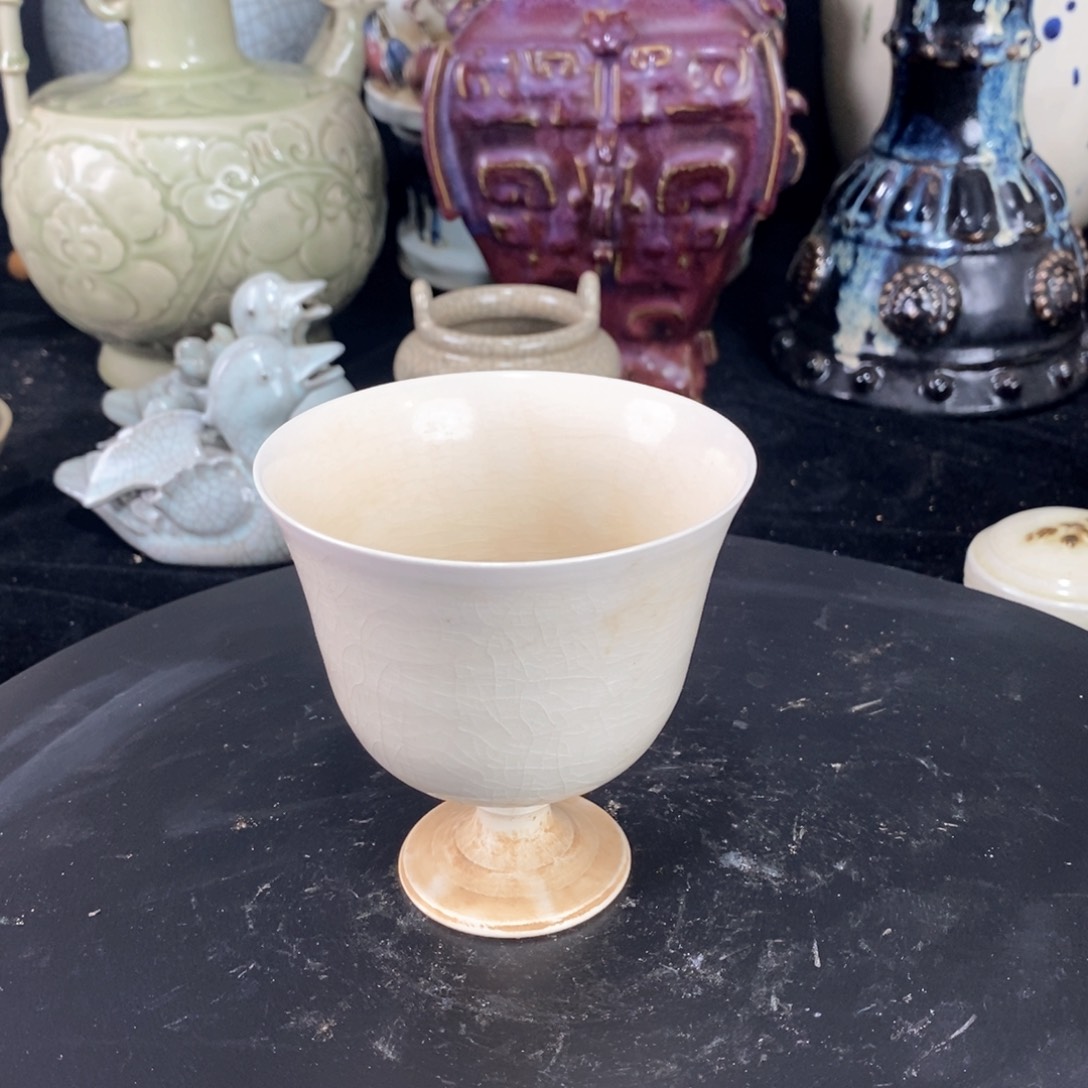 摆件巩县窑瓷器瓷器