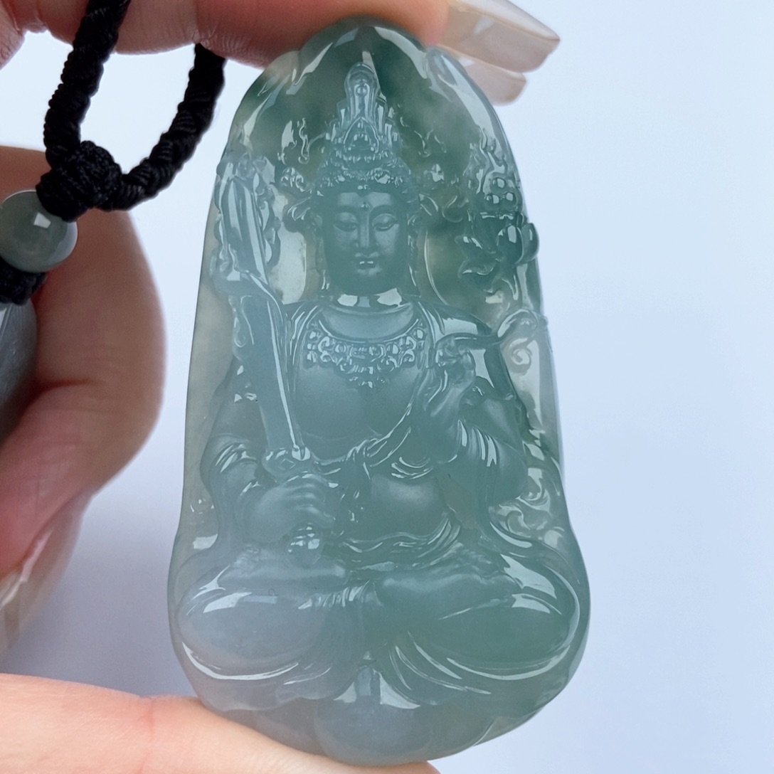 翡翠颈饰未镶嵌h**g虚空藏